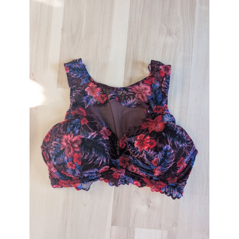 Floral Lace Bralette With Mesh Detailing By VS Pink Pull on Floral